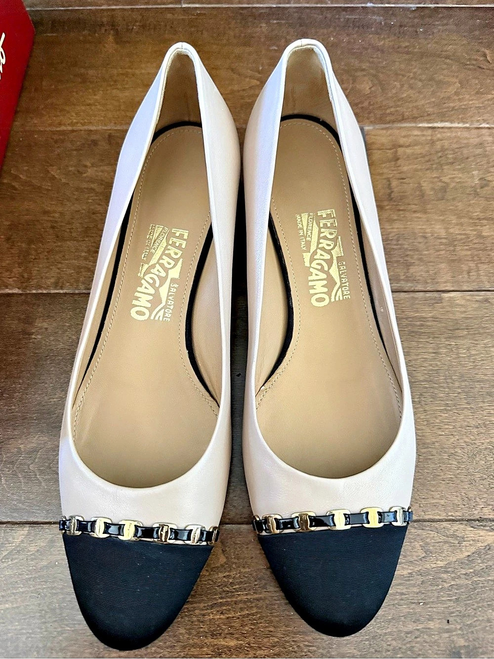 Salvatore Ferragamo Avella Two-Tone Chain Heels US 9.5